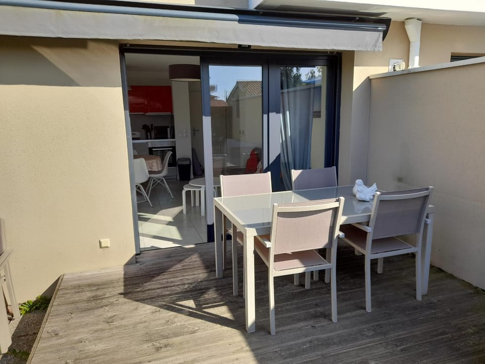 Jardin Privé et Terrasse - Appartement T2 à La Teste de Buch, Proche Plages et Activités - FR-1-319-424 Apartment in La Teste-de-Buch