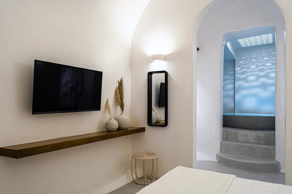 TV and multimedia, Bedroom