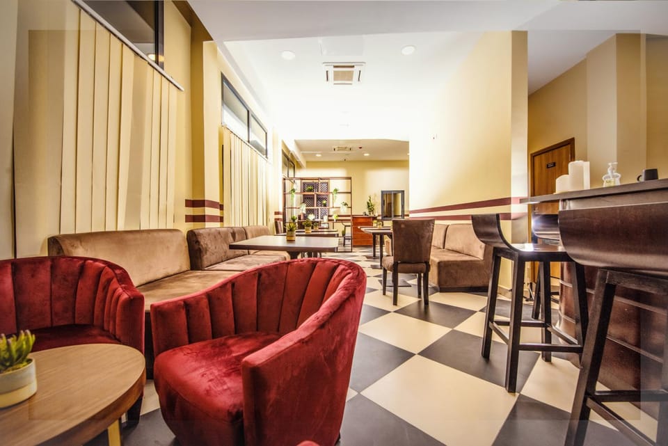 Lounge or bar