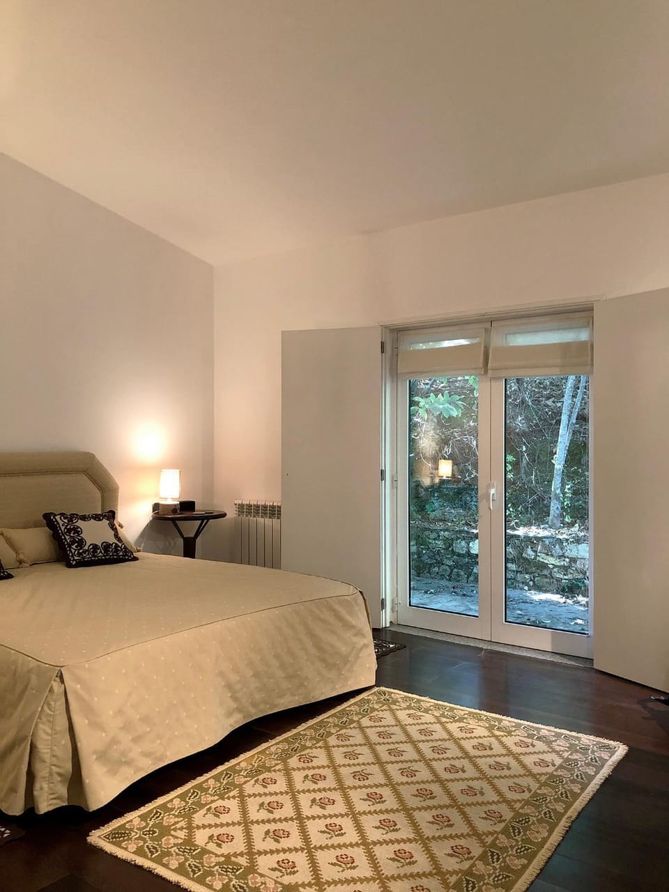 Bedroom, Garden view