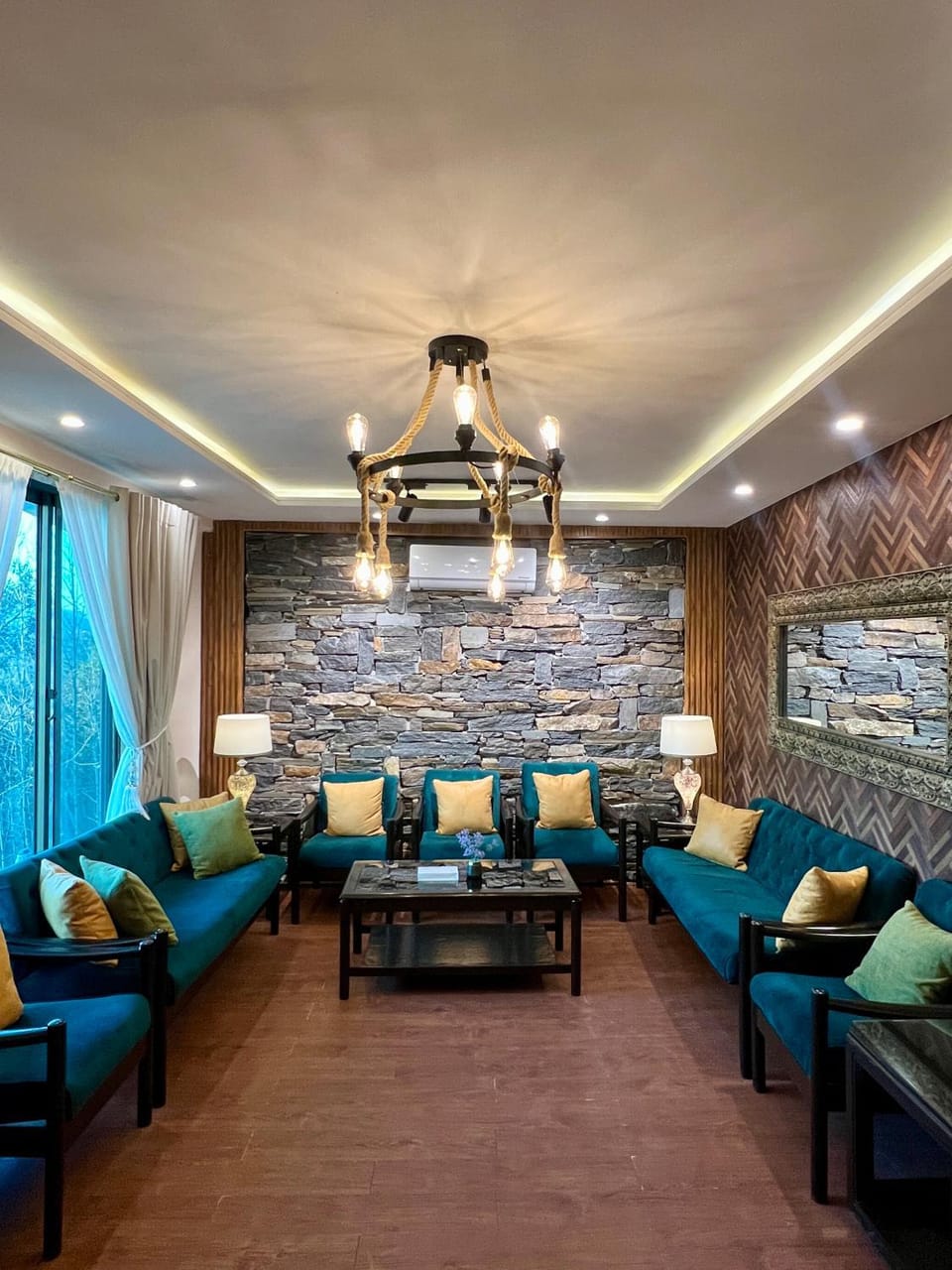 Communal lounge/ TV room