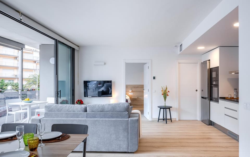 Balcony/Terrace, Kitchen or kitchenette, Dining area