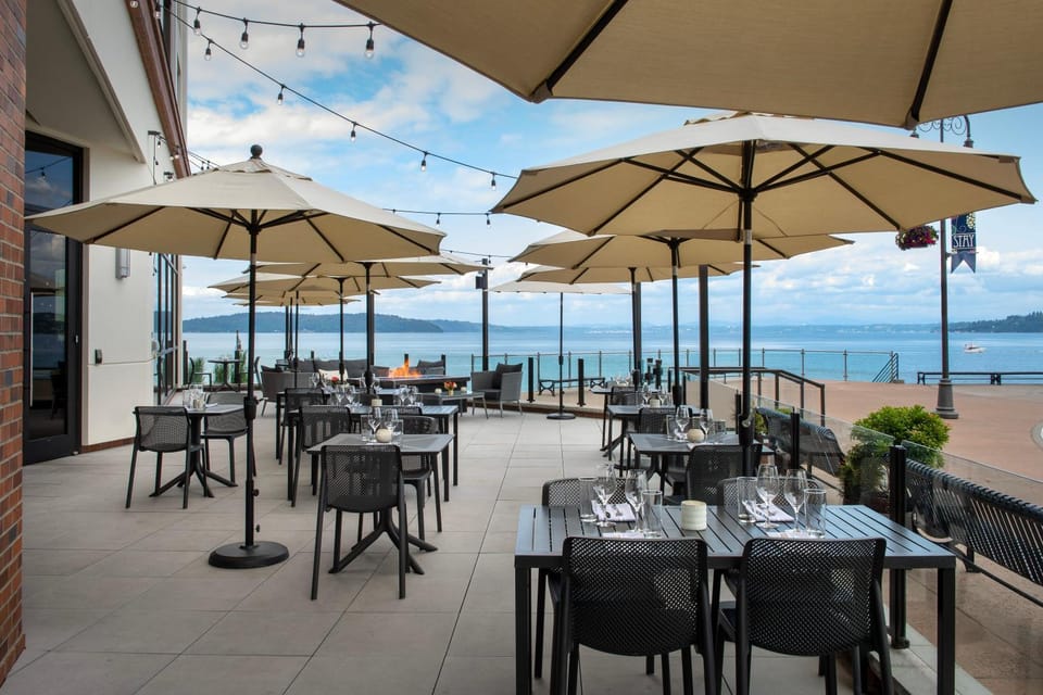Patio, Restaurant/places to eat, Dining area, Sea view