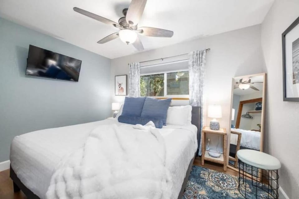 Forest Home with Deck, EV Station, King Beds House in Cambria