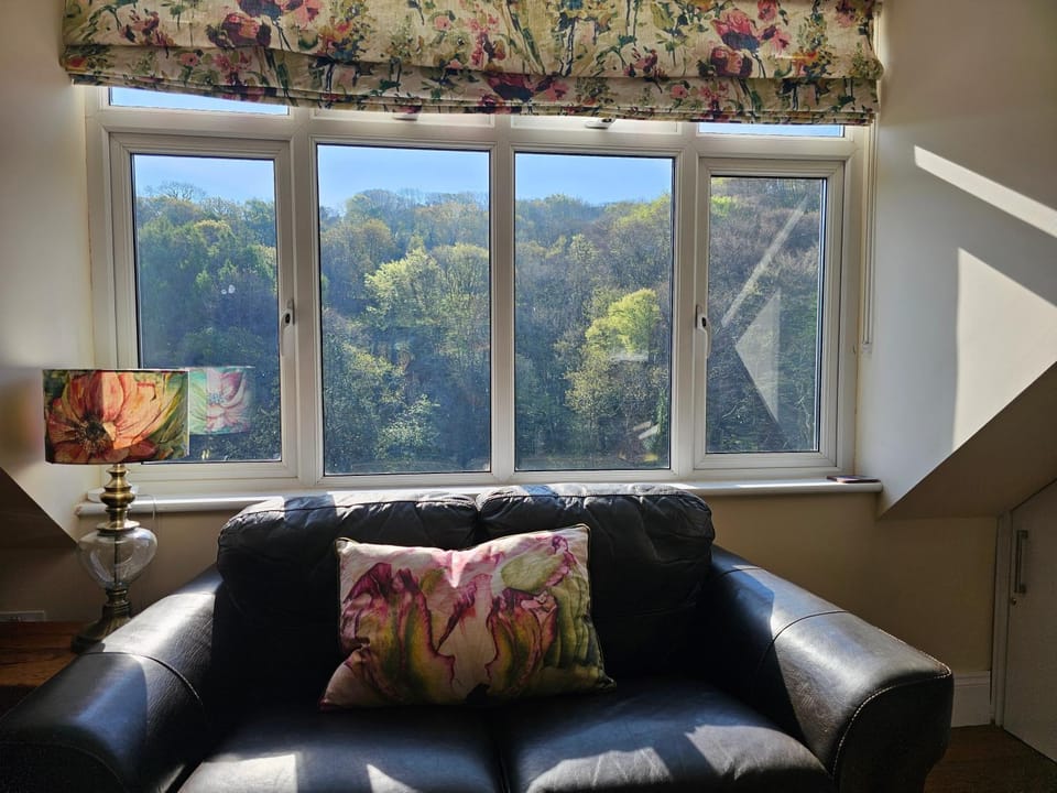 The Eaves in Lynton, Exmoor, Devon Apartment in West Somerset District