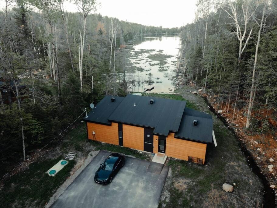 Property building, Natural landscape
