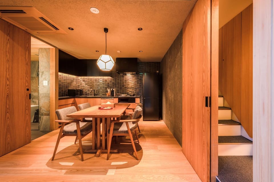 Living room, Dining area