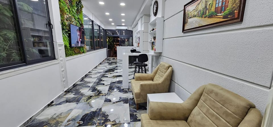 Lobby or reception, Internal: Not applicable to any particular room