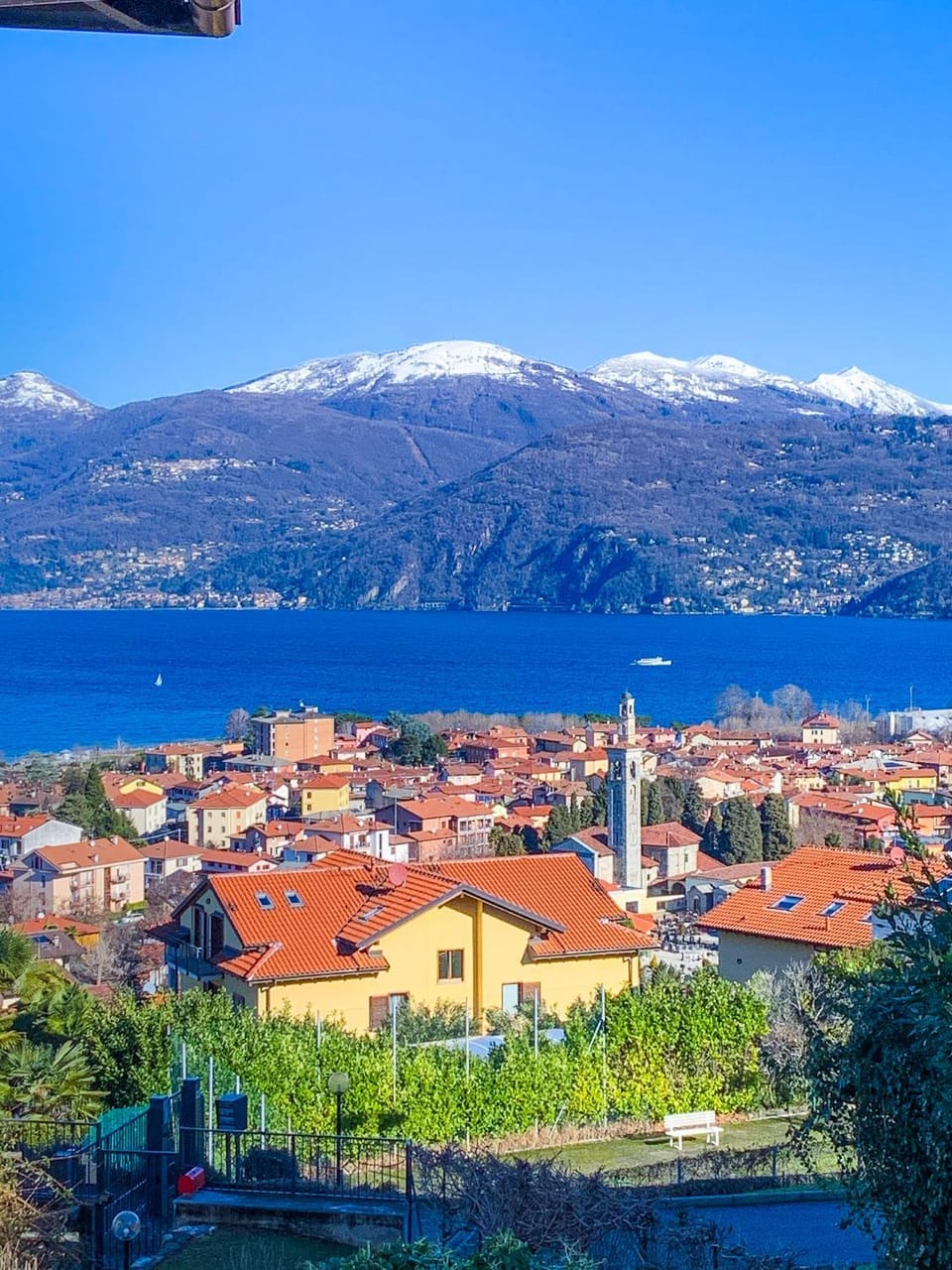 City view, Lake view, Mountain view