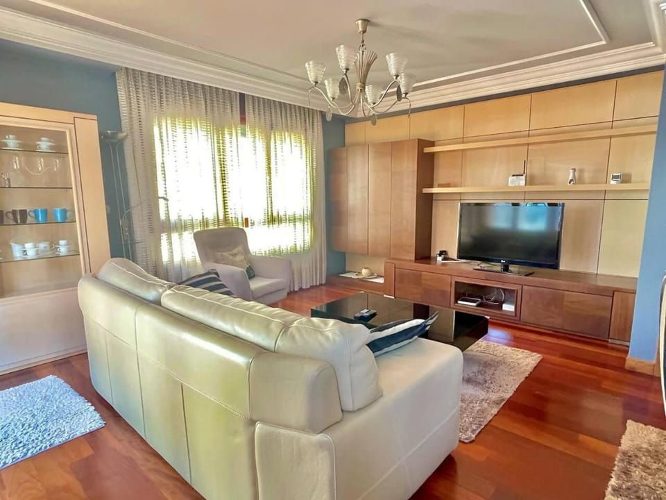Katorse , 2 dormitorios , 2 baños y ascensor Apartment in Bermeo
