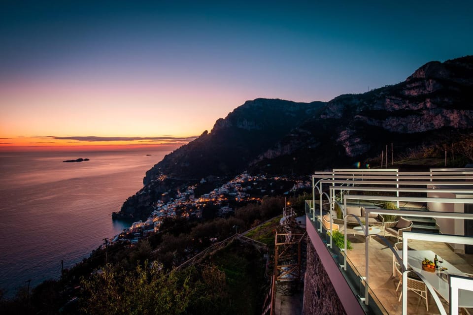 VILLA LA TAGLIATA spectacular jacuzzi tub amazing view and private parking garage House in Positano