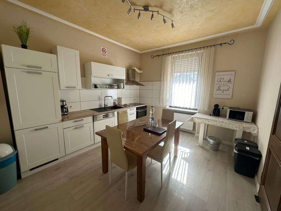 Palminas Monteur FeWo EG Apartment in Saarland, 66, Germany