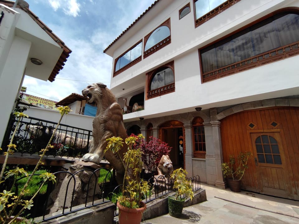 Garden, Parking