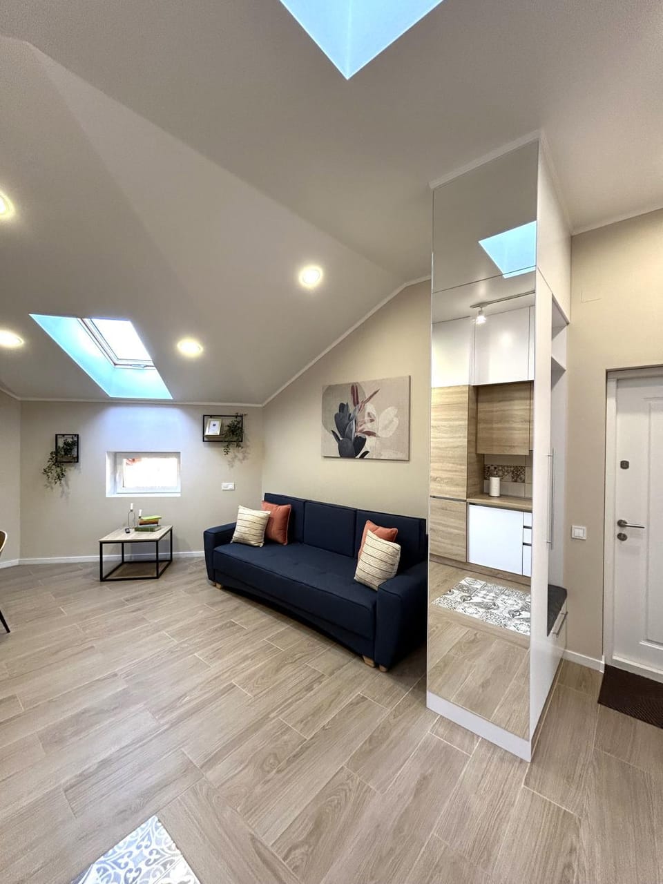 Living room, Photo of the whole room, Seating area