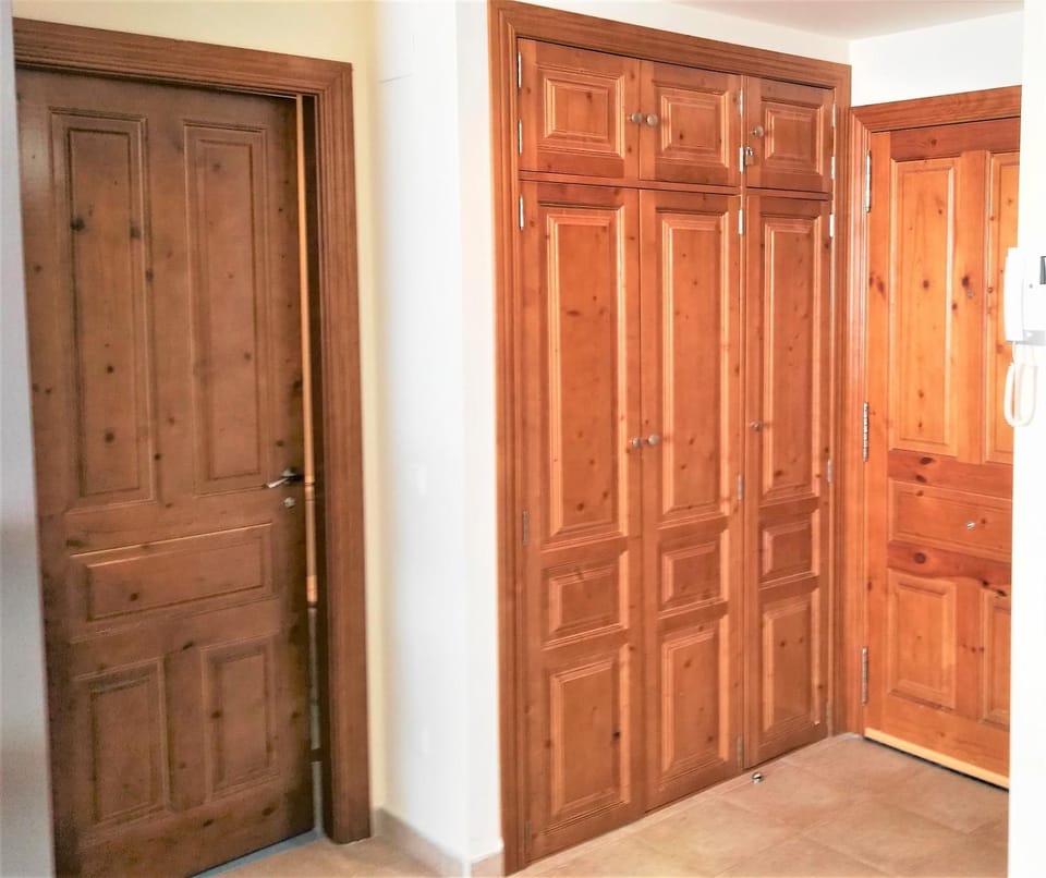 Lobby or reception, wardrobe