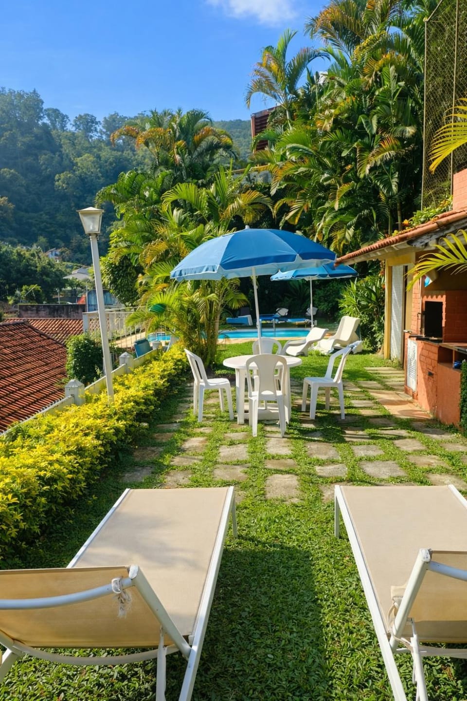 Day, Natural landscape, Garden, Garden view, Pool view, Swimming pool, sunbed