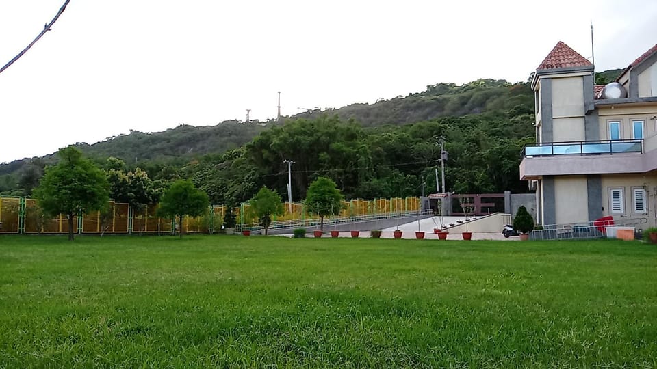 Property building, Garden
