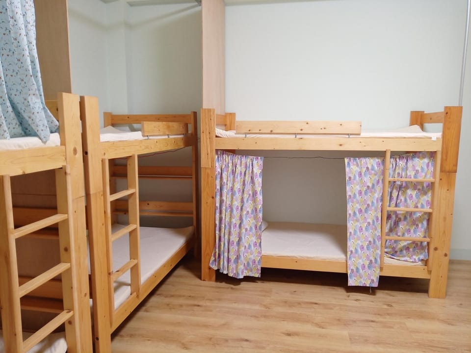 bunk bed