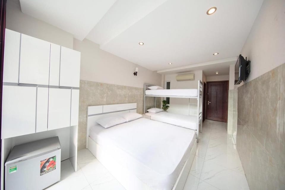 SaiGon CoZy Hotel "241 Pham Ngu Lao Street'' Hotel in Ho Chi Minh City
