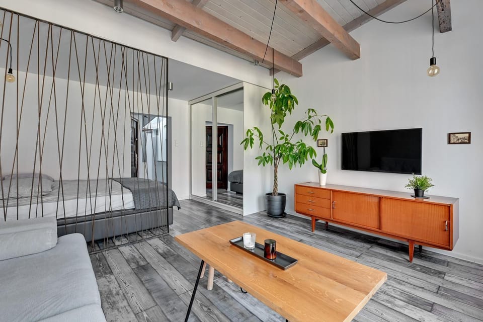 Communal lounge/ TV room, TV and multimedia, Living room, Seating area