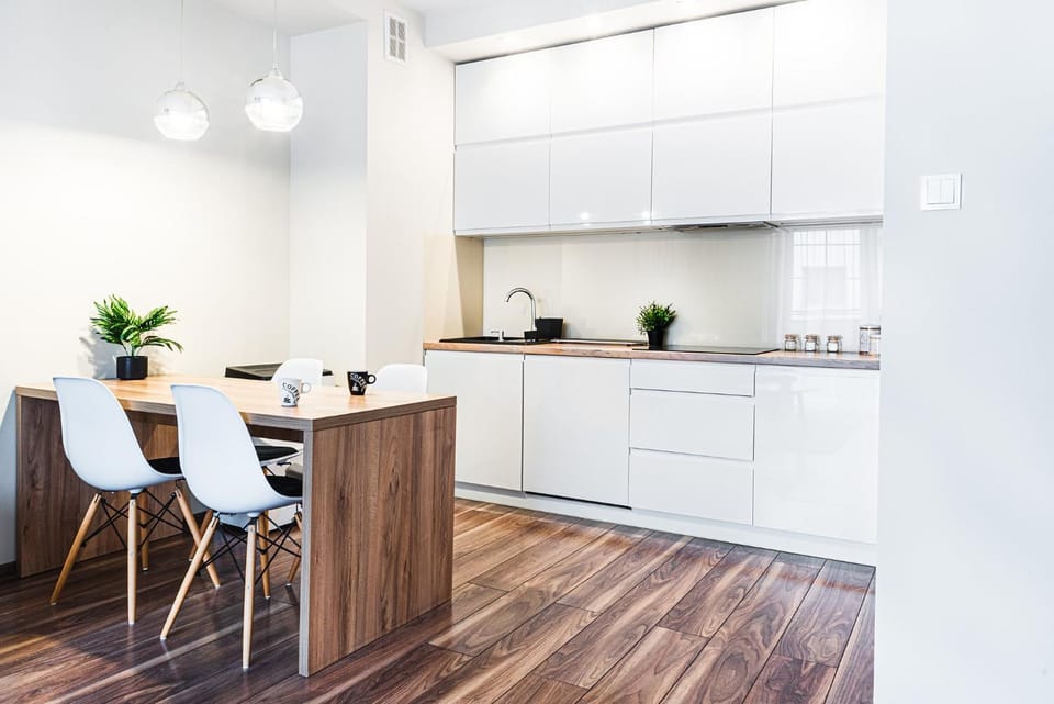 Kitchen or kitchenette, Dining area, Communal kitchen