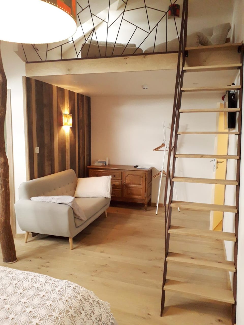 Seating area, Bedroom