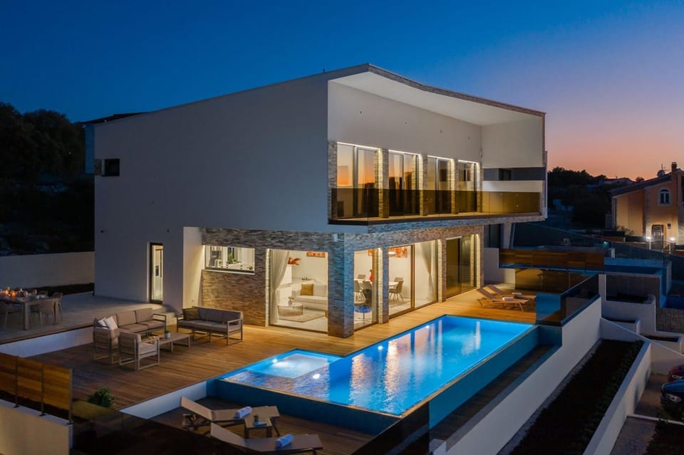 Garden, Sea view, Swimming pool