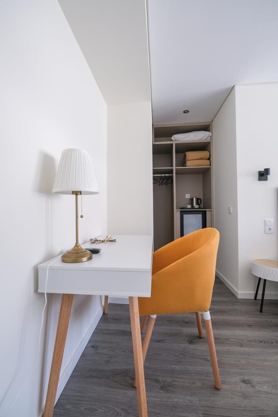 Seating area, Bedroom