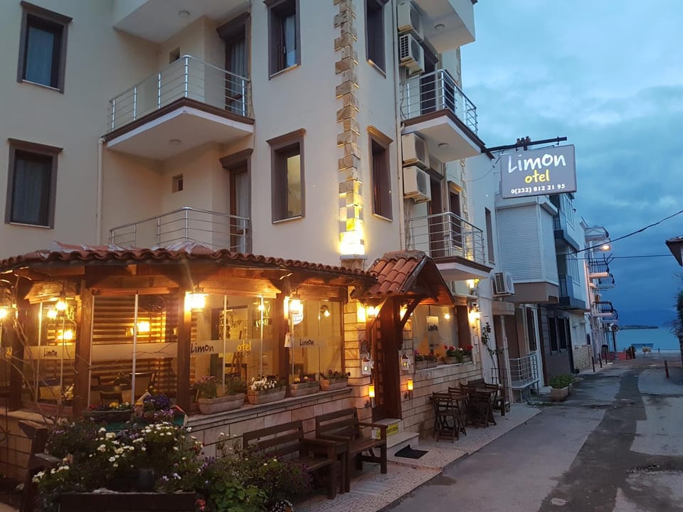 LİMON OTEL FOÇA Hotel in İzmir Province