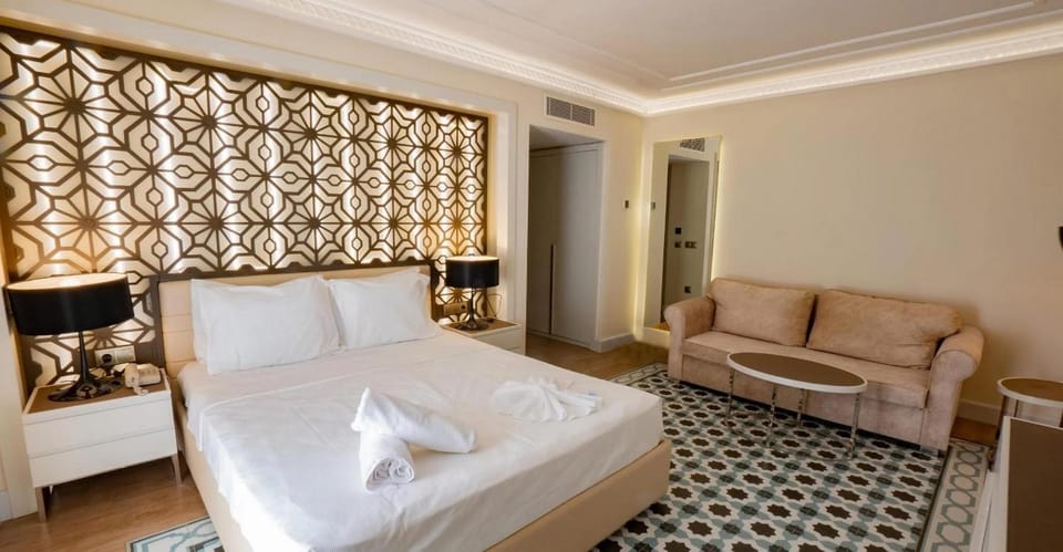 Bed, Photo of the whole room