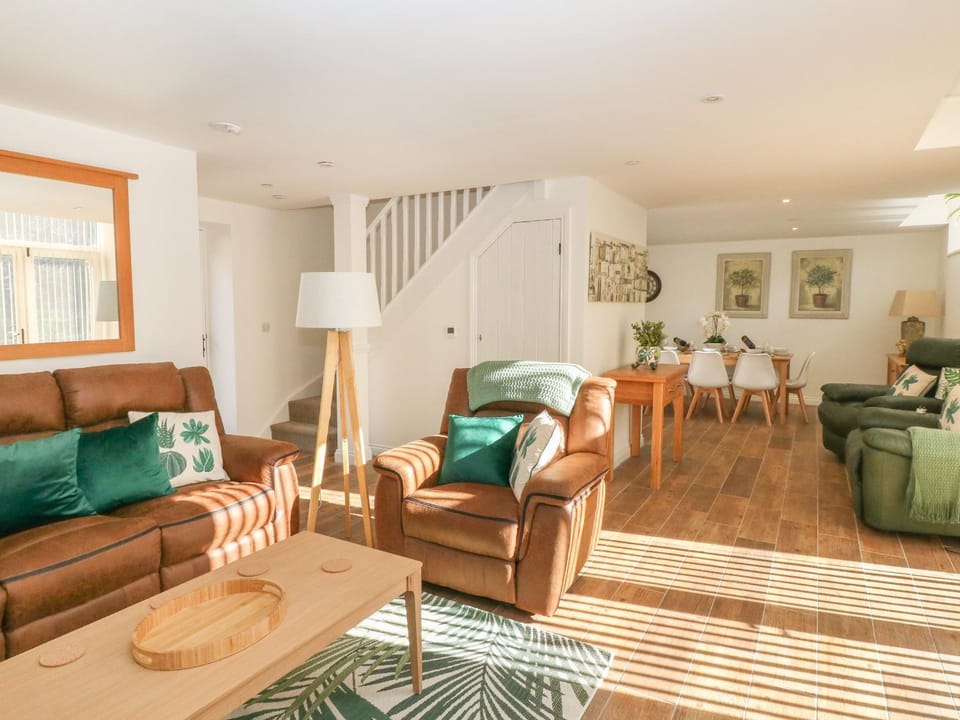 Oak Cottage House in Sheffield