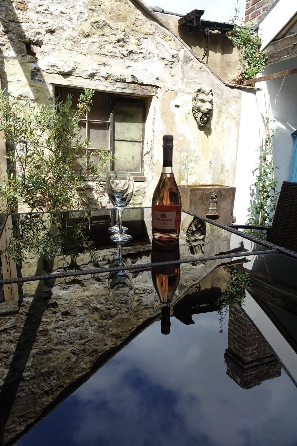 Inner courtyard view