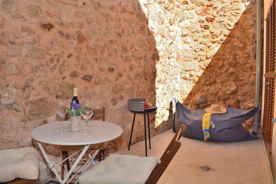 Patio, Off site, BBQ facilities, Balcony/Terrace, Dining area