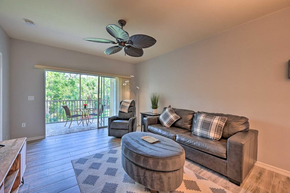 Quiet Lely Resort Condo w/ Pool - 2 Mi to Golf! House in Lely Resort