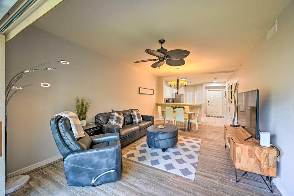 Quiet Lely Resort Condo w/ Pool - 2 Mi to Golf! House in Lely Resort
