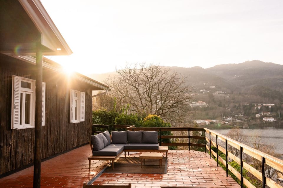 Off site, Balcony/Terrace, Lake view