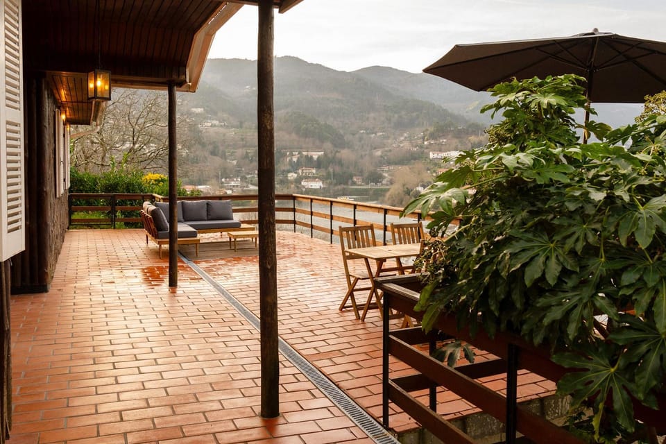 View (from property/room), Balcony/Terrace