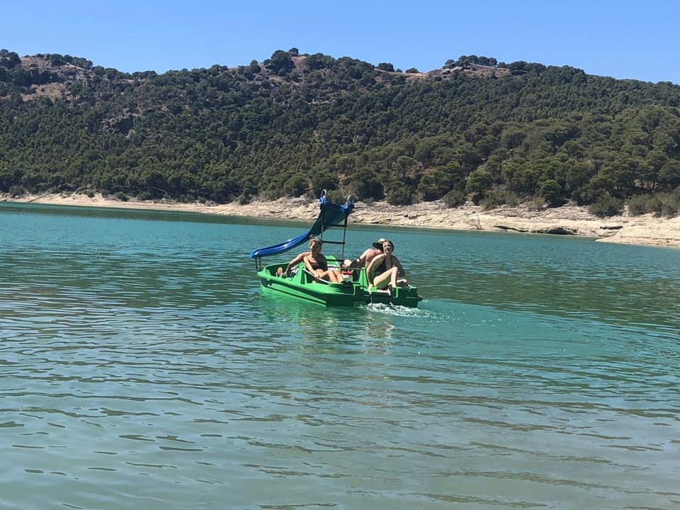 Studio apartment in Ardales, cerca el Caminito Del Rey y embalses Apartment in Sierra de las Nieves