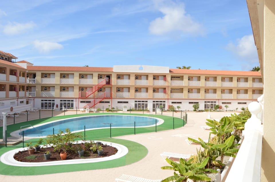 Property building, Pool view, Swimming pool, Swimming pool