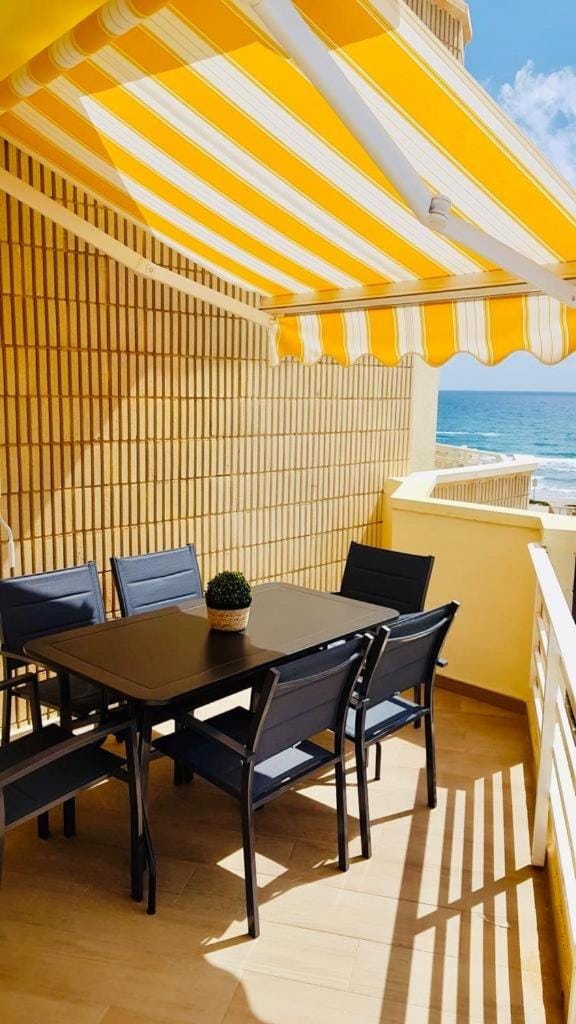 Natural landscape, View (from property/room), Balcony/Terrace, Beach, Sea view