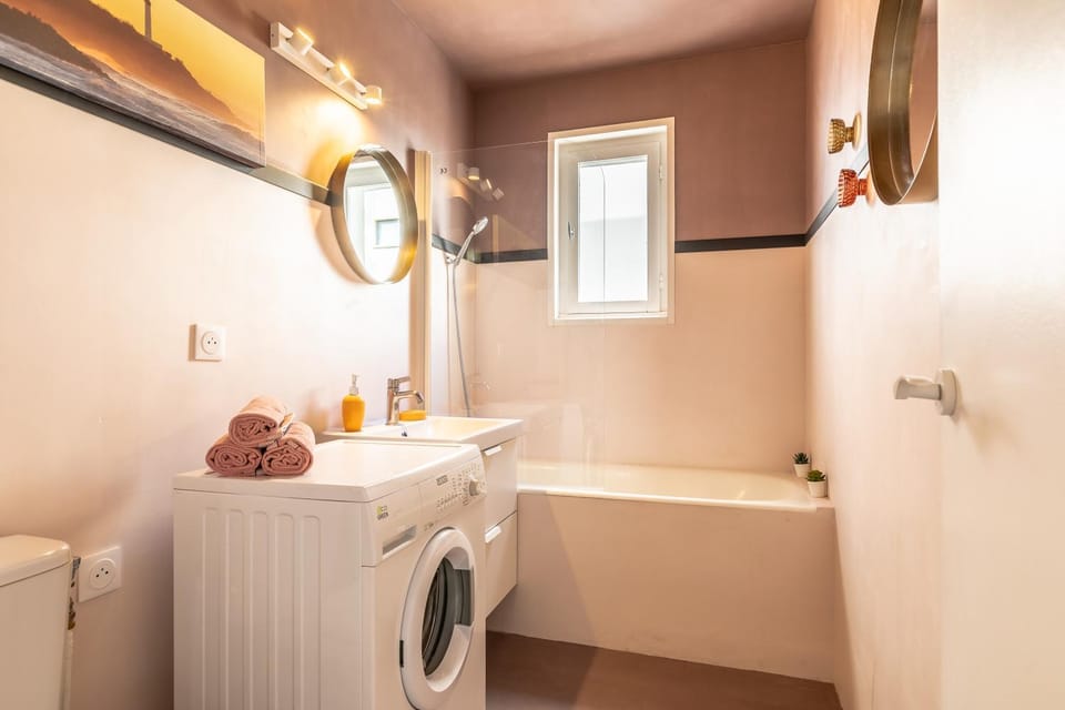 Toilet, Bathroom