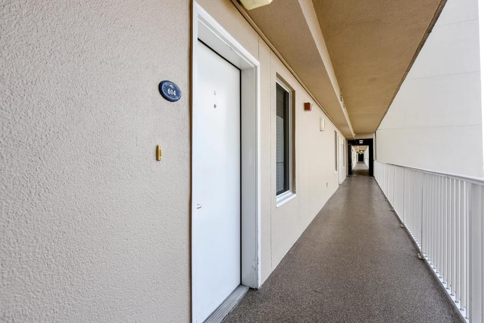 Tidewater Beach Resort #614 by Book That Condo House in Panama City Beach