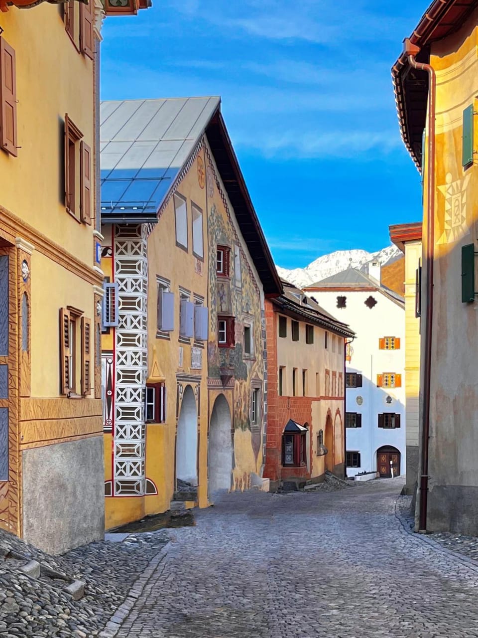 Ein Kraftort und architektonisches Juwel Villa in Canton of Grisons