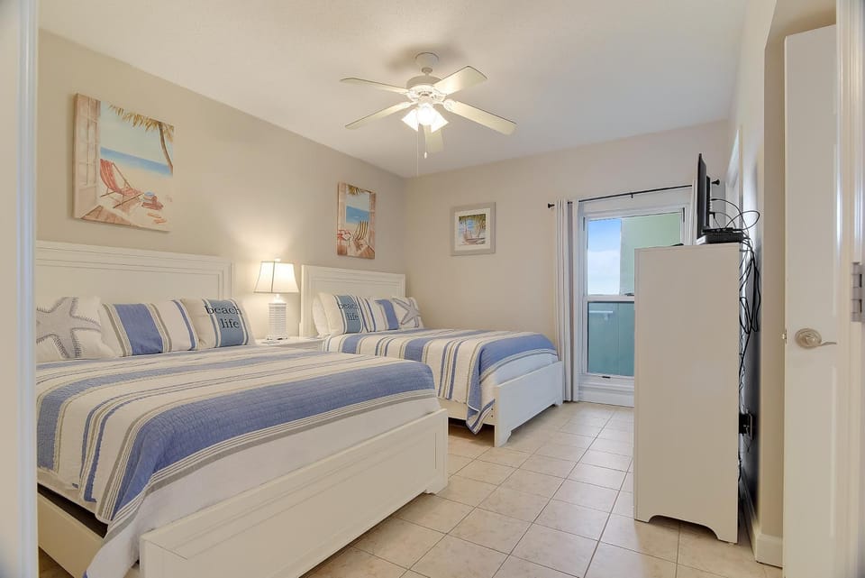 Boardwalk Beach Resort #1802 by Book That Condo House in Panama City Beach