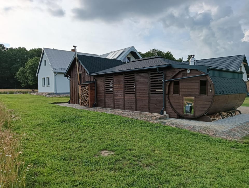 Property building, Day, Natural landscape