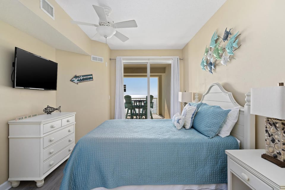 Grand Panama Beach Resort #1707-1 by Book That Condo House in Panama City Beach