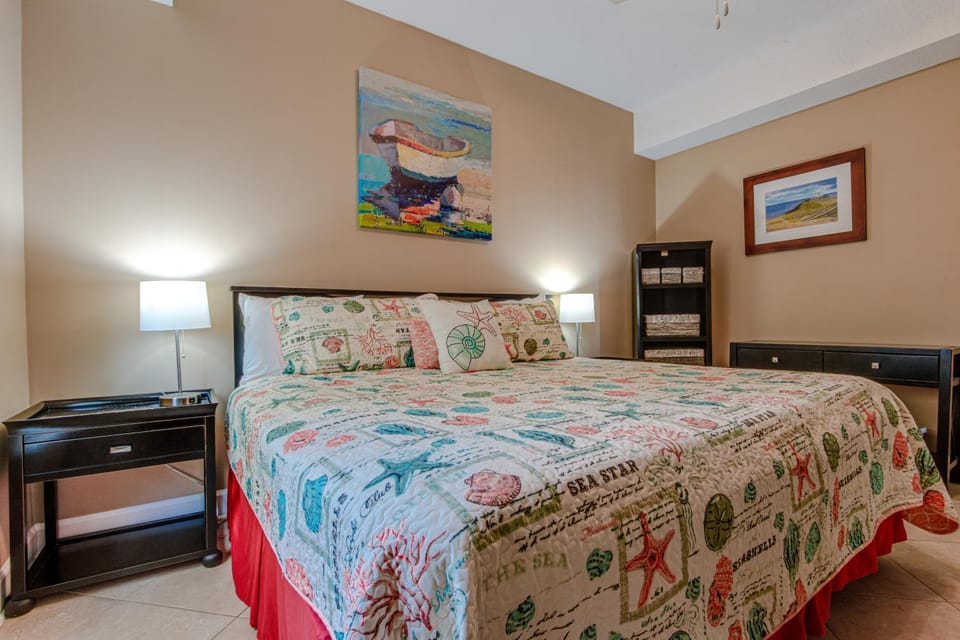 Twin Palms Resort #601 by Book That Condo House in Long Beach