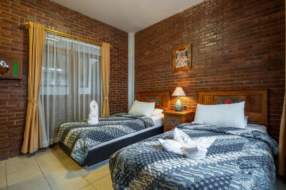 Sekararum Butik Syariah Guesthouse Bed and Breakfast in Bandung