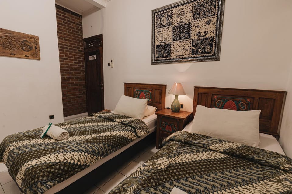 Sekararum Butik Syariah Guesthouse Bed and Breakfast in Bandung