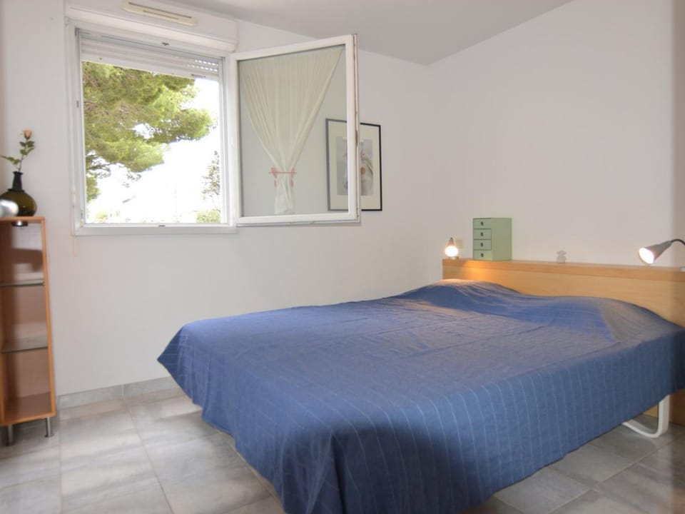 Appartement 2 Chambres Climatisé avec Parking, Meze Plage et Port à Pied Apartment in Mèze